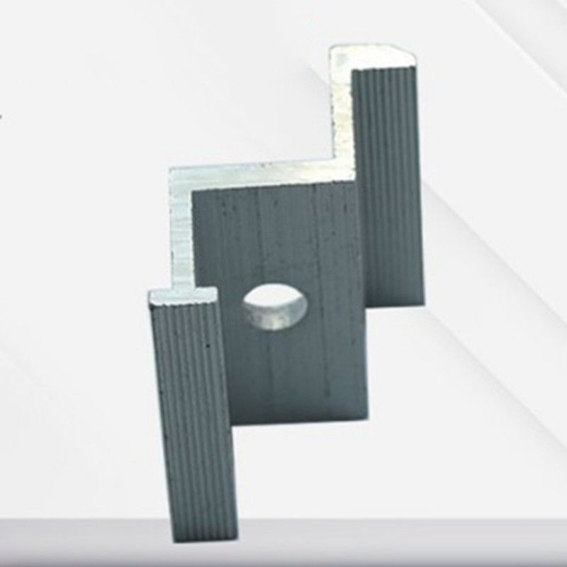 স্ক্রু ইনস্টলেশন সোলার প্যানেল শেষ বাতা Anodized জারা প্রমাণ